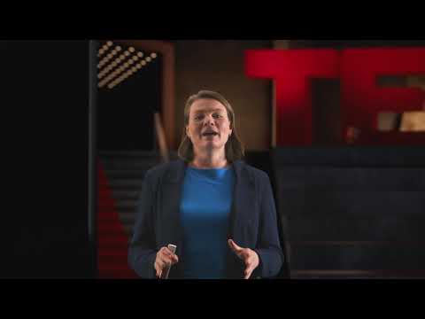 Calculating carbon footprints | Inki Brown | TEDxBærekraftigeliv