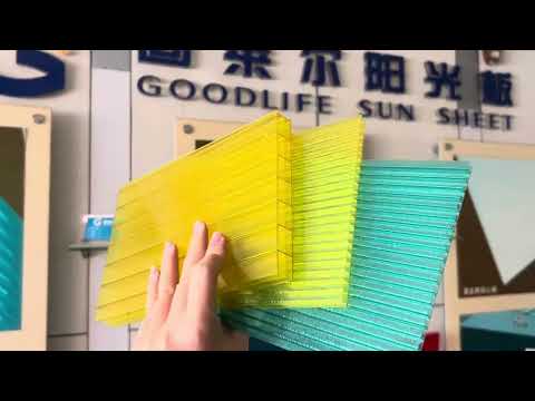 Vitrine e Produção da Chapa de Policarbonato Alveolar Cristal Light (Difusora)