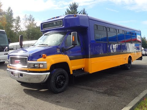 Northwest Bus Sales 2009 GMC Goshen C5500 27 Passengers and 2 Wheelchairs ADA Shuttle - S04343