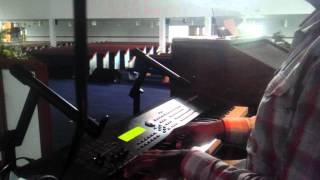 Marvin Sapp - He Has His Hands On You