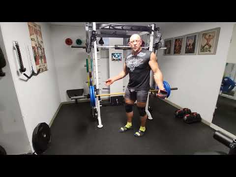 Mein erstes Training an der MAXXUS Multipresse PRO habe ich durchgezogen 🥳🎉💥