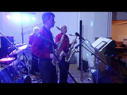 Béčoband - Purpura - Vánoční waltz v podání Béčobandu na Věnečku tanečních 