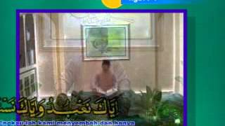 Surah Al Faatihah by H Muammar ZA  ( Official Video )