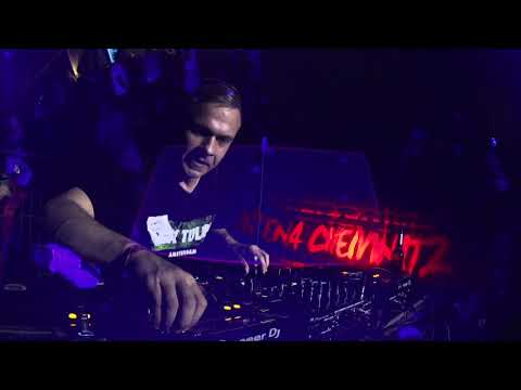 DJ Force @ Schwarzlicht-Tischtennis WM at Ndorphin Club Chemnitz 08.06.2018