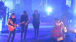 -M- "Manitoumani" - Live @ AccorHotels Arena, Paris - 18/12/2017 [HD]