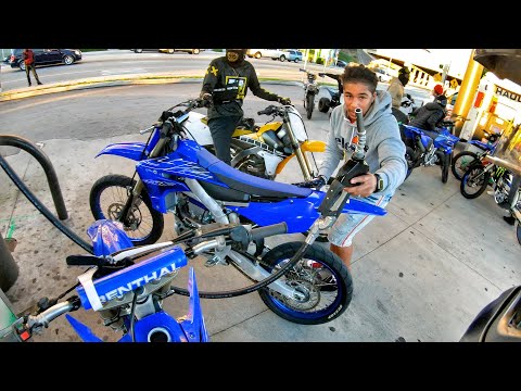 MIXING 2 STROKE AT THE GAS STATION IN MIAMI! COPS AROUND...