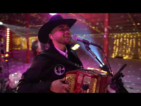 Todo Me Gusta de Ti - Conjunto Lunada