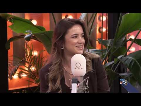 Aroilda, rikthehet në “Top Awards” pas 4 vitesh me “Akoma pres”. Kam qarë nga emocionet…/ Wake Up