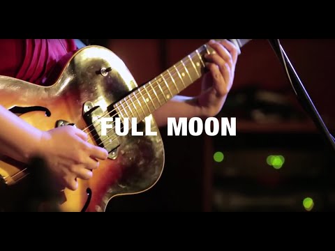 download lagu mp3 mp4 Abigail Lapell Full Moon, download mp3 Abigail Lapell Full Moon free download, download mp3 Abigail Lapell Full Moon