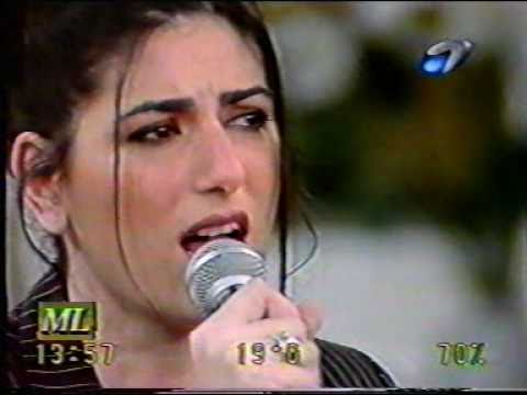 Cecilia Milone "A Veces... los dos"