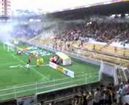 Criciúma 2x2 Avaí - Entrada do Tigre!