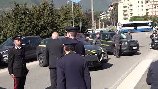 morte-ispettore-villani-il-saluto-in-questura-di-finanza-e-carabinieri