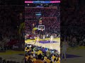 #LukaDoncic with an assist to #JaxsonHayes for his first play as a #Laker 🏀 The crowd is hyped ‼️