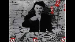 Jetzt Schlägt's Dreizehn Lyrics English Translation