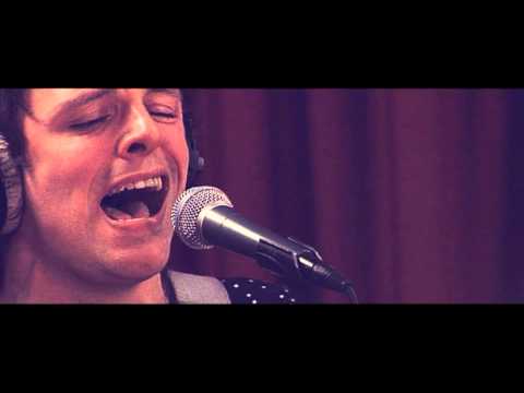 Studio Brussel: The Van Jets - Broken Bones (live)