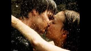 Marisela... Siénteme, Amame, Quiéreme