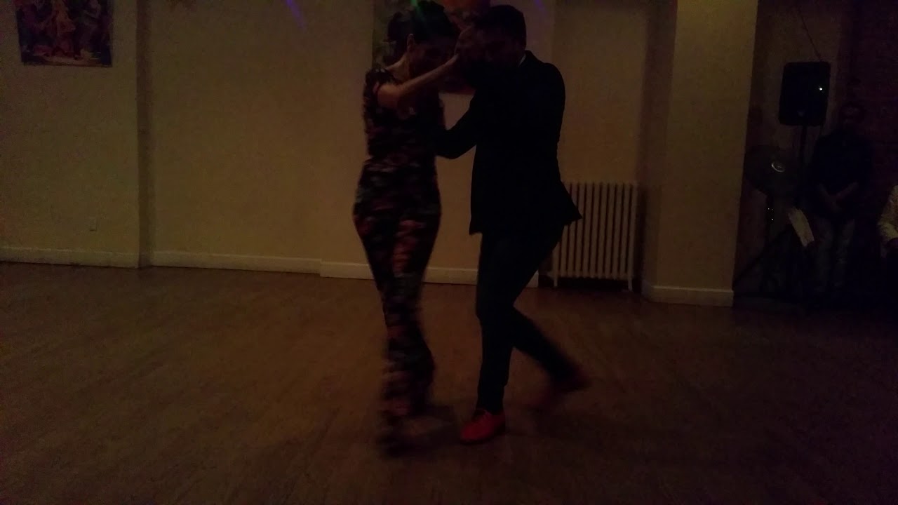 Video thumbnail for Argentine tango:Carla Marano & Octavio Fernandez - milonga