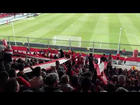 "INDEPENDIENTE 2 - 0 GRL CABALLERO - La hinchada" Barra: La Barra del Rojo • Club: Independiente