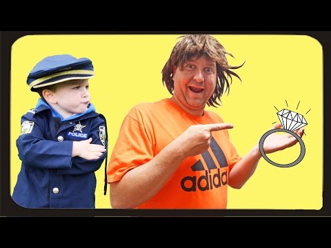 Little Heroes Pretend Play Search for Missing Ring