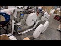 Riproduci video