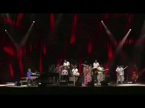 Fatoumata Diawara & Roberto Fonseca - SOWA Live