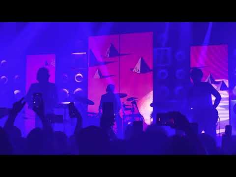 Su majestad la eternidad