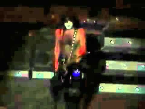 Kiss - Day Tripper (Beatles Cover)