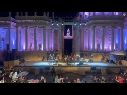 Andrés Calamaro entra en la polémica del beso de Rubiales