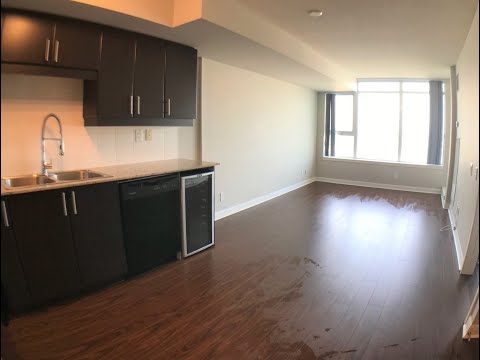 25 Town Centre Crt 2001