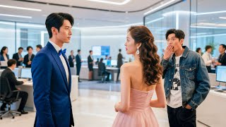 Download lagu Gadis desa biasa mengagumkan setelah make over, CEO terkejut dan jatuh cinta! mp3