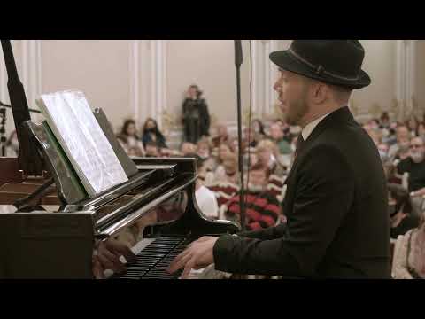 Vivaldi. Aria Gelido in ogni Vena from Farnace.