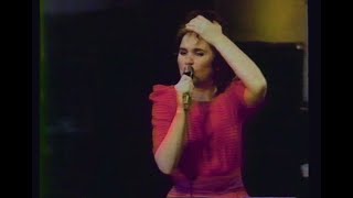 It&#39;s so easy - Linda Ronstadt - live 1980