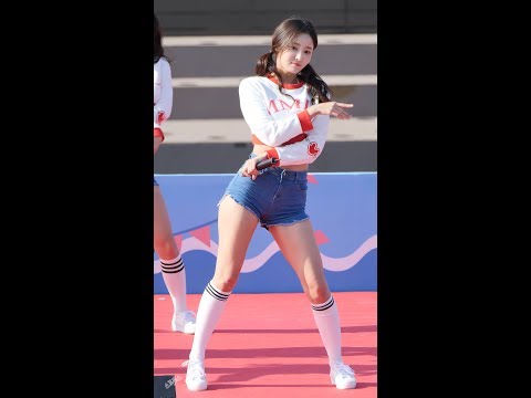 181007 모모랜드 (MOMOLAND), 연우 (YEONWOO) - BAAM (배엠), 직캠 (FANCAM) @씨름페스티벌 by SPHiNX