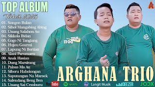Download lagu SONGON BULAN ~ ARGHANA TRIO LAGU BATAK TERBARU 2025 VIRAL KUMPULAN LAGU BATAK HITS SOSMED mp3