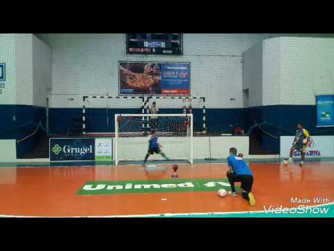 Treino específico com Goleiro @Nikinha-12  ACMF CAMPO MOURÃO  FUTSAL CURTA A PÁGINA DA ACMF
