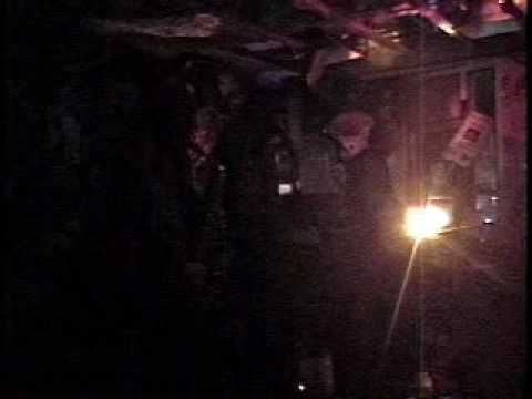 Low Red Center live @ 21st Street Co-Op 12/04/04 part 1