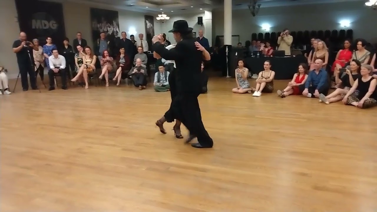 Video thumbnail for Gustavo Naviera and Gisele Anne - Toronto 2024 - Araca la cana!