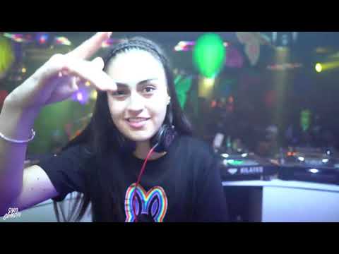 SARA  GUARDIA LIVE SET - ZENITH 20 DE 100 [DEJA VU FILMS]
