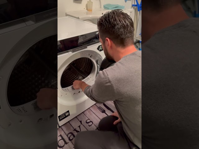 Vidéo teaser pour "Haier X Serie 11 Wäschetrockner Test – Marc probiert den leisen und smarten Trockner aus"