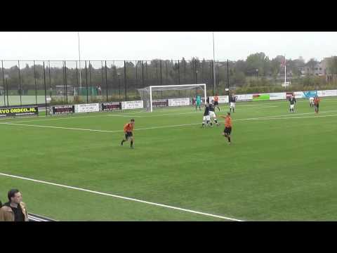 2 nov 2013 VV De Meern A1 - Quick A1 com 1-5 Doelpunt Roy, assist Tim (1-2)
