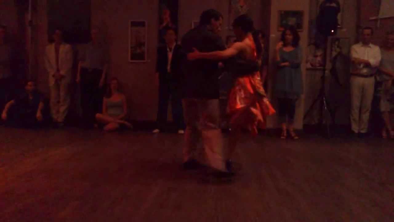 Argentine Tango:Ana Padron & Diego Blanco - No Te Apures Cara Blanca