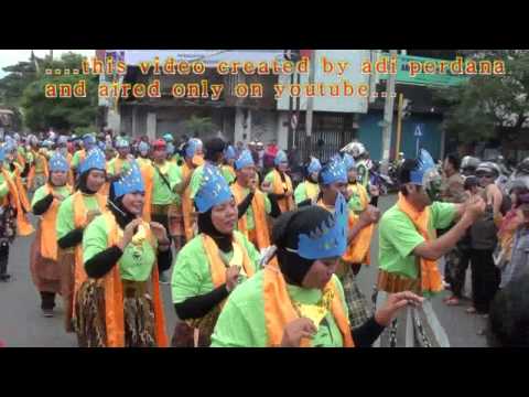 26 april 2015 karnaval dimalang dlm rangka HUT kota malang part 1