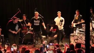 Alexander King ft. Yelawolf and Jellyroll - Country Side - Live at Exit/in