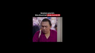 Download lagu Disuruh Keanu Beli 'Baju Dinas', Suami Ini Nggak Ngerti 😌 | Dua Hati Biru | #Shorts mp3