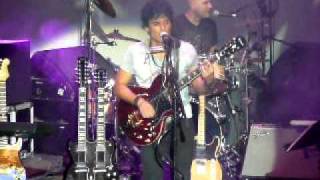 Pedro Suarez Vertiz en Asia 2011. Pasear en Bicicleta