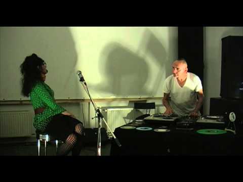 Shelley Hirsch & Joke Lanz live at NK Berlin 2011