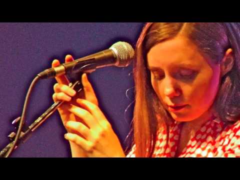 download lagu mp3 mp4 The Be Good Tanyas Discography, download mp3 The Be Good Tanyas Discography free downloadn, video klip The Be Good Tanyas Discography