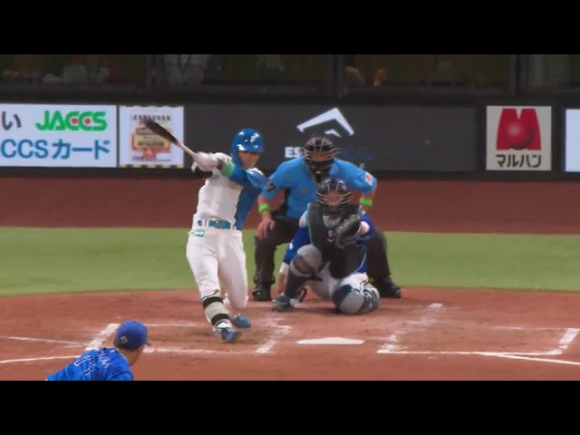 【5回裏】振り抜いた!! ファイターズ・水野達稀 ライトスタンドへの3号ソロで試合は振り出しに!!  2024年5月31日 北海道日本ハムファイターズ 対 横浜DeNAベイスターズ