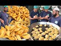 CRISPY SAMOSA FLUFFY KACHORI SWEET JALEBI PAKISTAN S FAVORITE SNACKS ULTIMATE TEA TIME COMBO