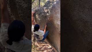 Video thumbnail of Shanti, 6a+. Arzachena